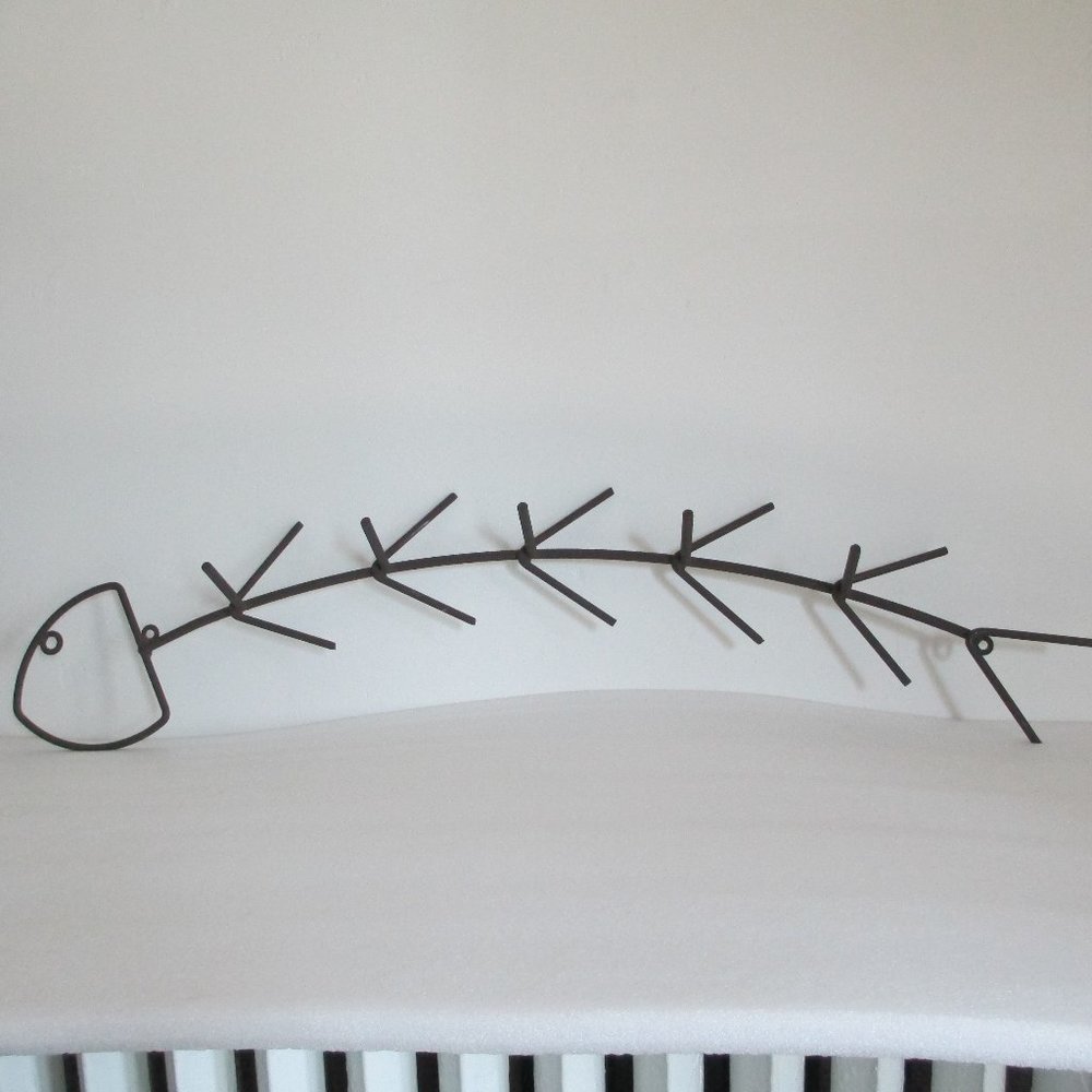 RUSTIC WROUGHT IRON COAT HOOK  WALL RACK